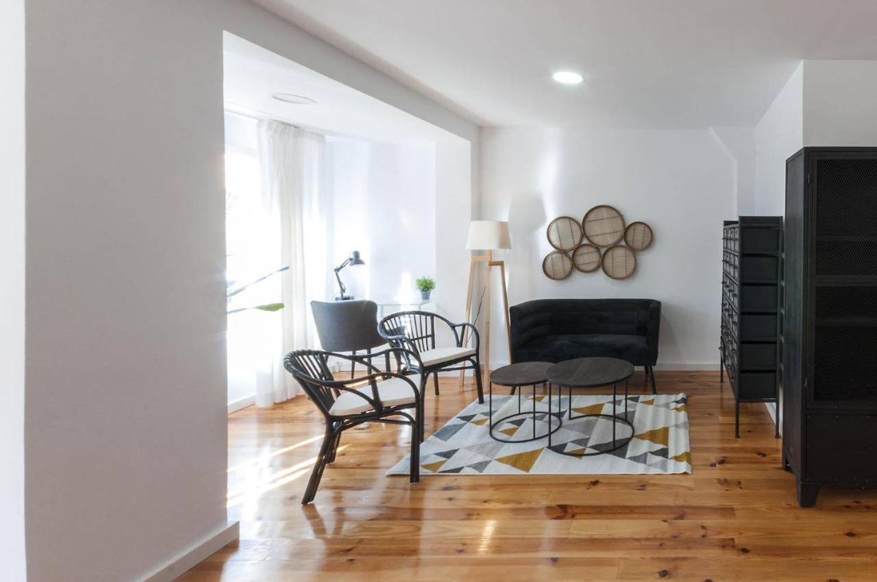 Ag Germanias Ciudad Apartment กันดิอา ภายนอก รูปภาพ