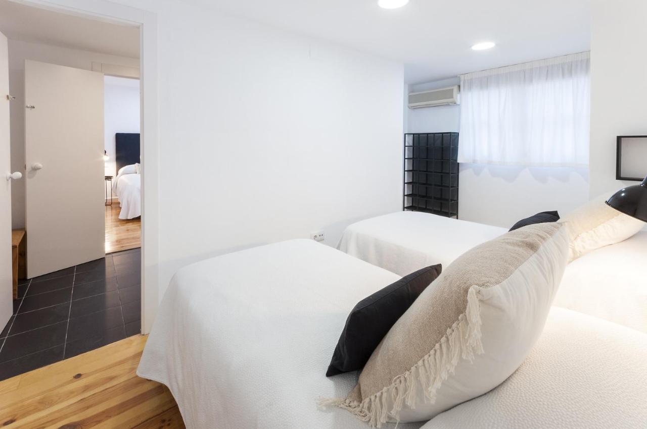 Ag Germanias Ciudad Apartment กันดิอา ภายนอก รูปภาพ